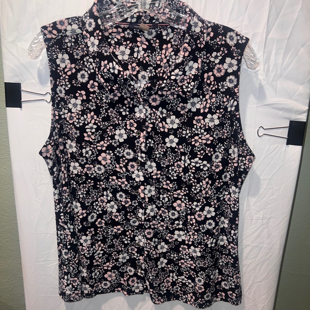 Tommy Hilfiger Womens XL Floral Sleeveless Button Down Shirt Navy Pink Crepe Top